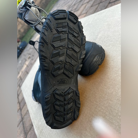 The North Face Alpenglow LV ThermaFelt Plus Insulated Winter Snow Boots Size 7 - Picture 4 of 12